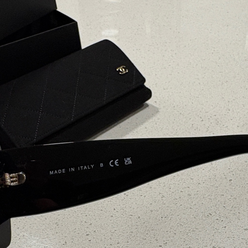 CHANEL Black Square Oversized Sunglasses with Gold Accents - Picture 3 of 6